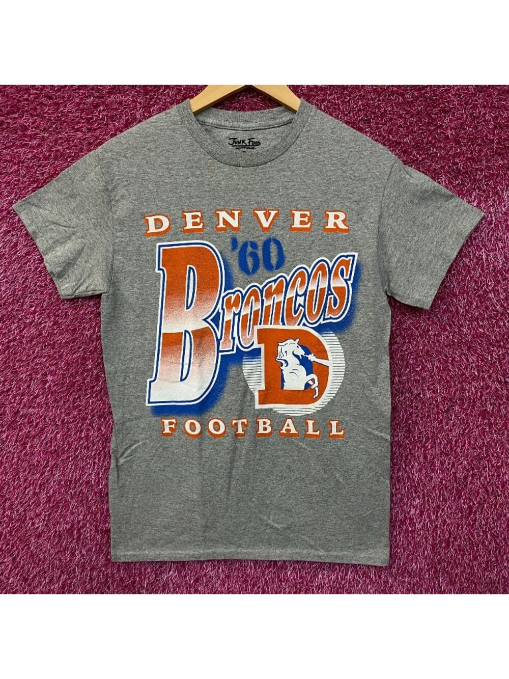 Junk Food Clothing Denver Broncos Bootleg Flea Market Tee XS